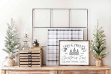 A Makers' Studio - Fresh Cut - Mesh Stencil 12x18