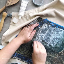A Makers' Studio - Paisley - Mesh Stencil 12x18
