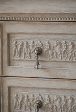 Amy Howard at Home - Relief - Decorative Mould
