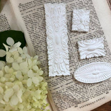 Amy Howard at Home - Rolling Coin - Decorative Mould