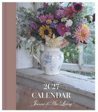 Jeanne d’Arc Living 2027 Calendar