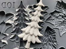 PRE-ORDER NOW! Boughs of Holly IOD 6×10 Decor Moulds™